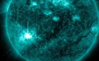 Potente brillamento solare X1.1: impatti su comunicazioni e reti elettriche, prevista tempesta di classe G2